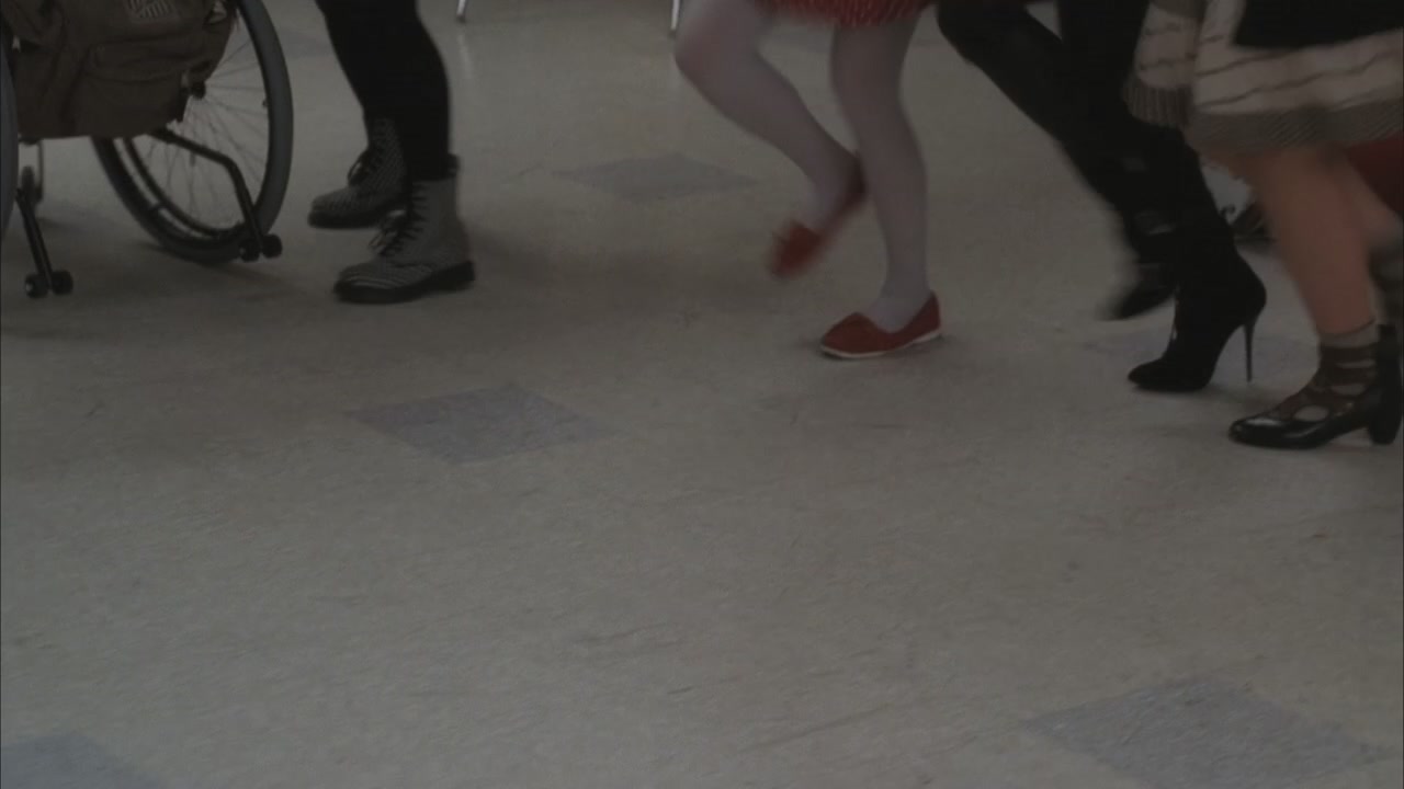 Glee215-0300.jpg