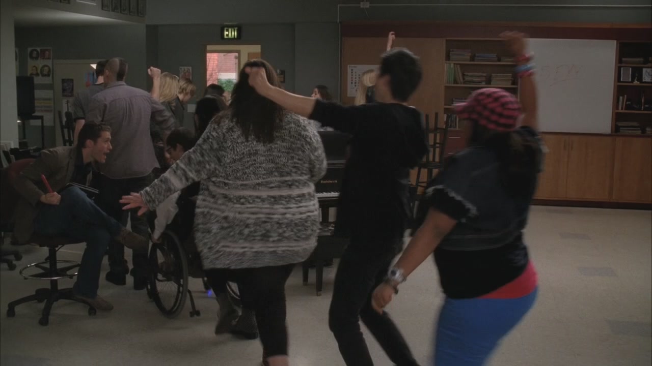 Glee215-0306.jpg