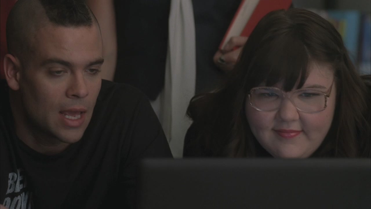 Glee215-0526.jpg