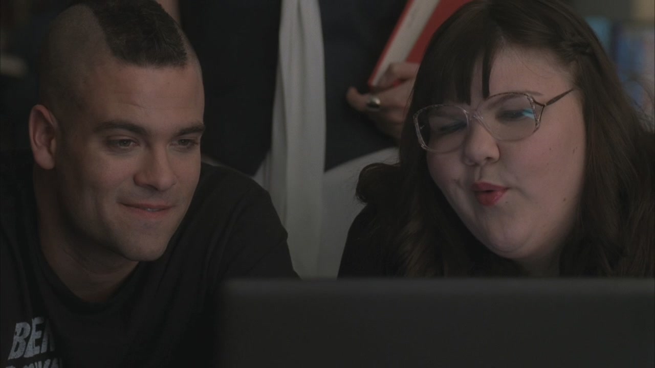 Glee215-0528.jpg