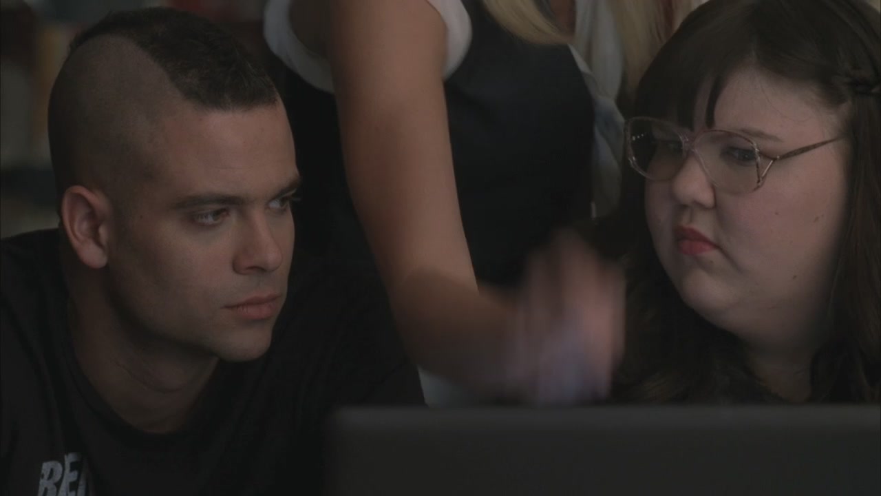 Glee215-0539.jpg