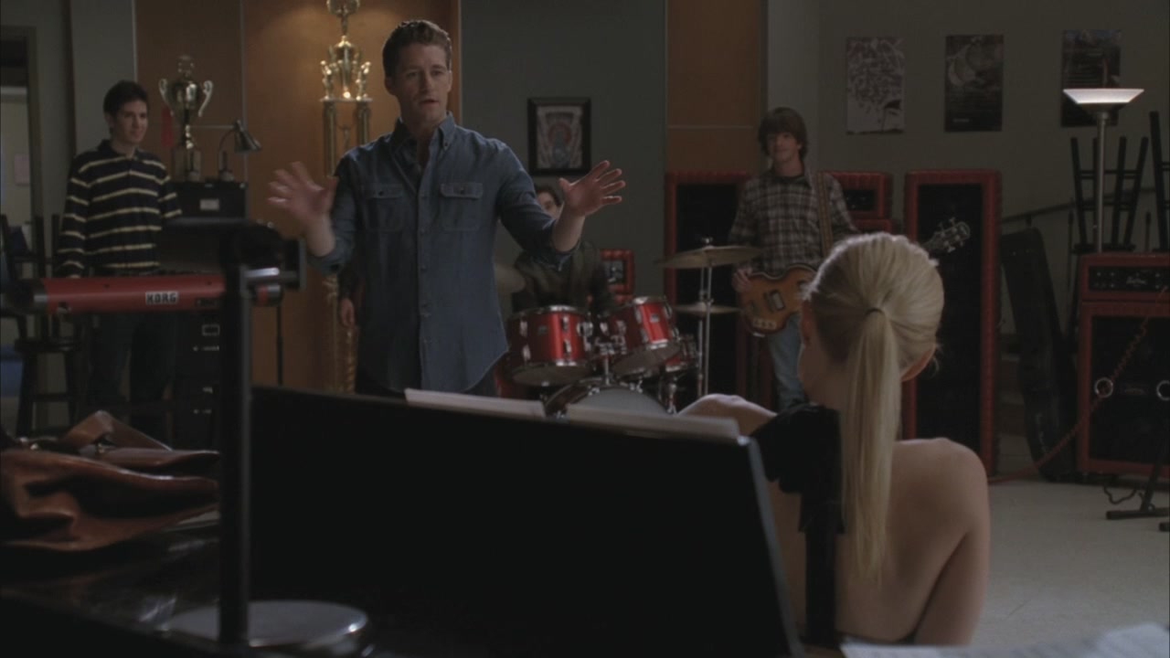 Glee215-0630.jpg