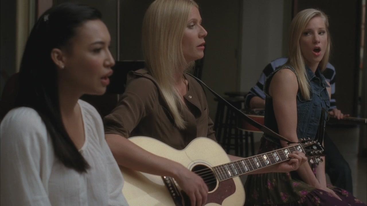 Glee215-0816.jpg