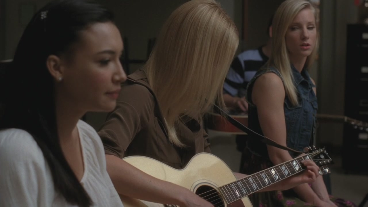 Glee215-0817.jpg