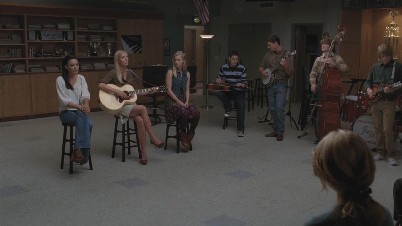 Glee215-0828.jpg
