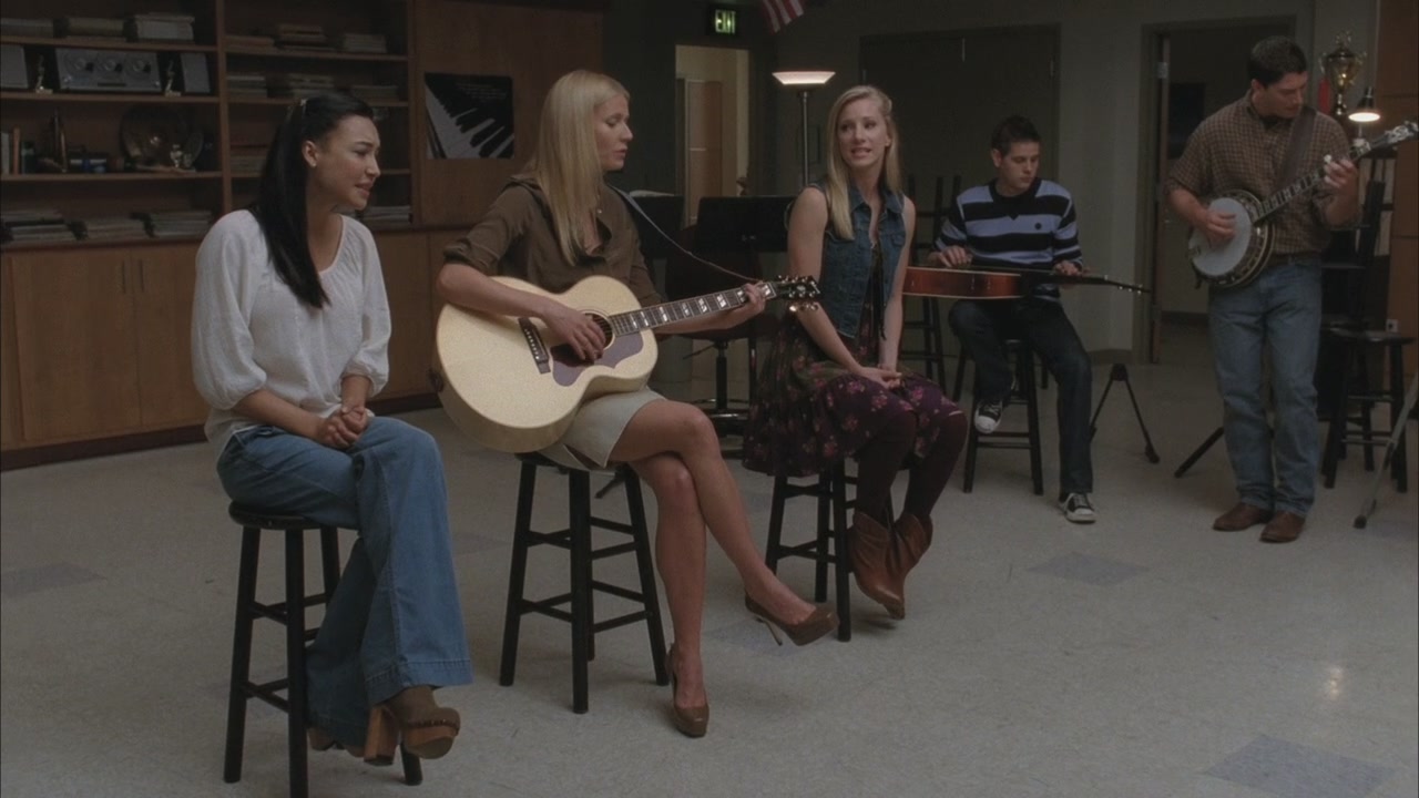 Glee215-0834.jpg