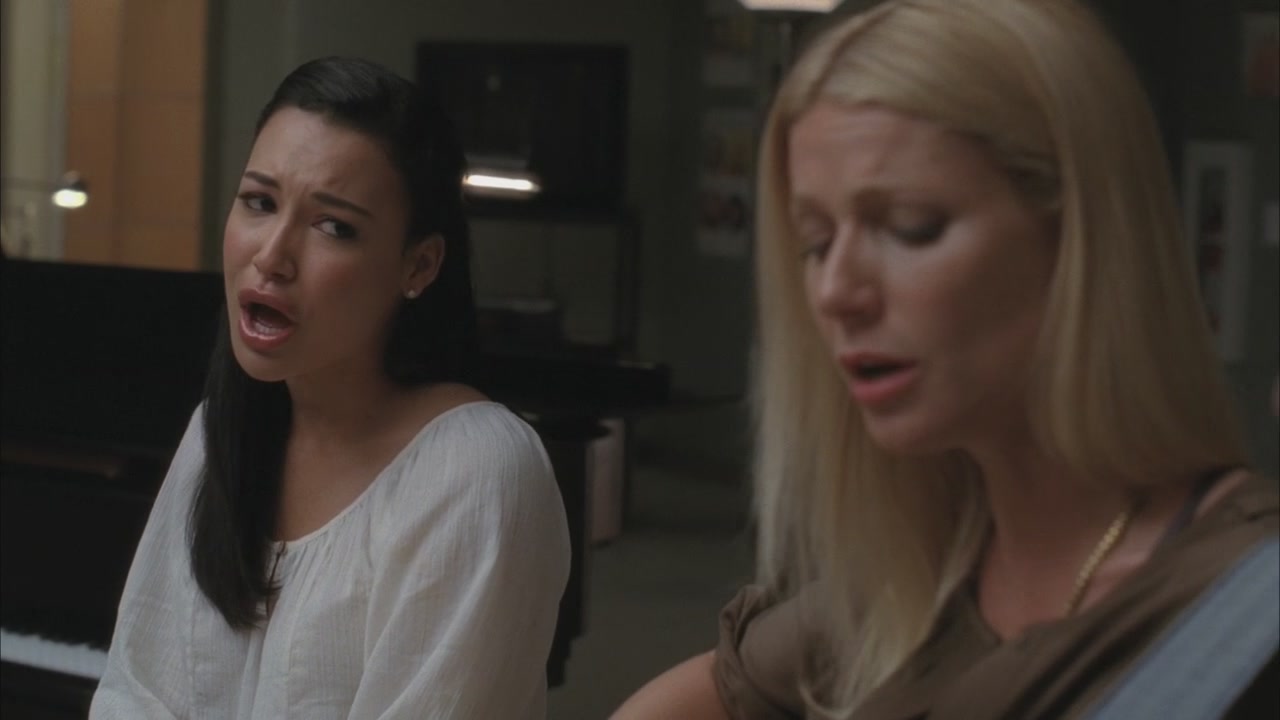 Glee215-0836.jpg