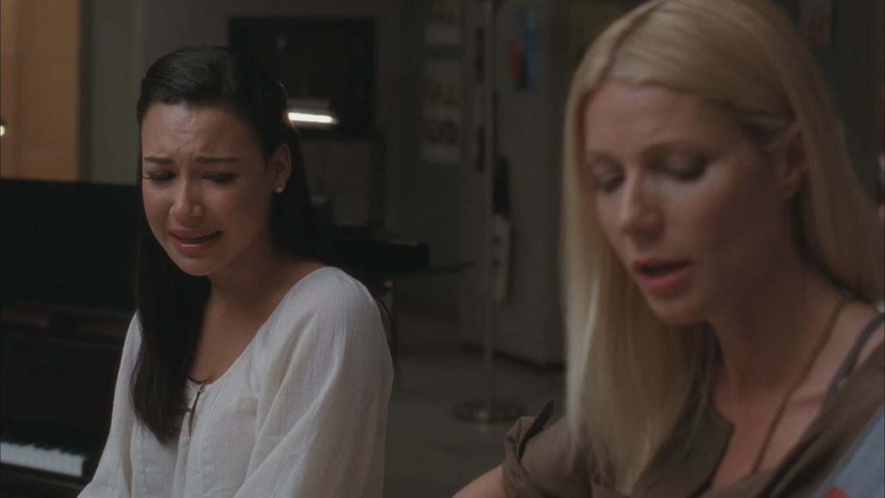 Glee215-0850.jpg
