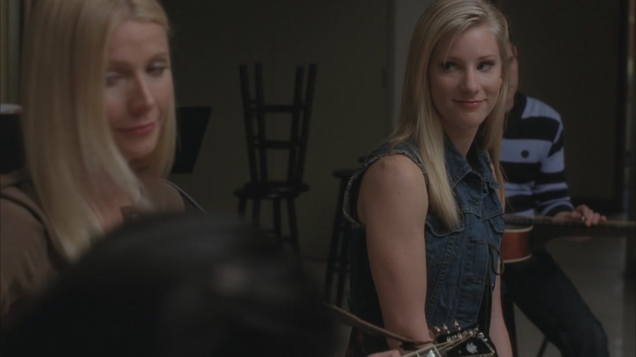 Glee215-0858.jpg