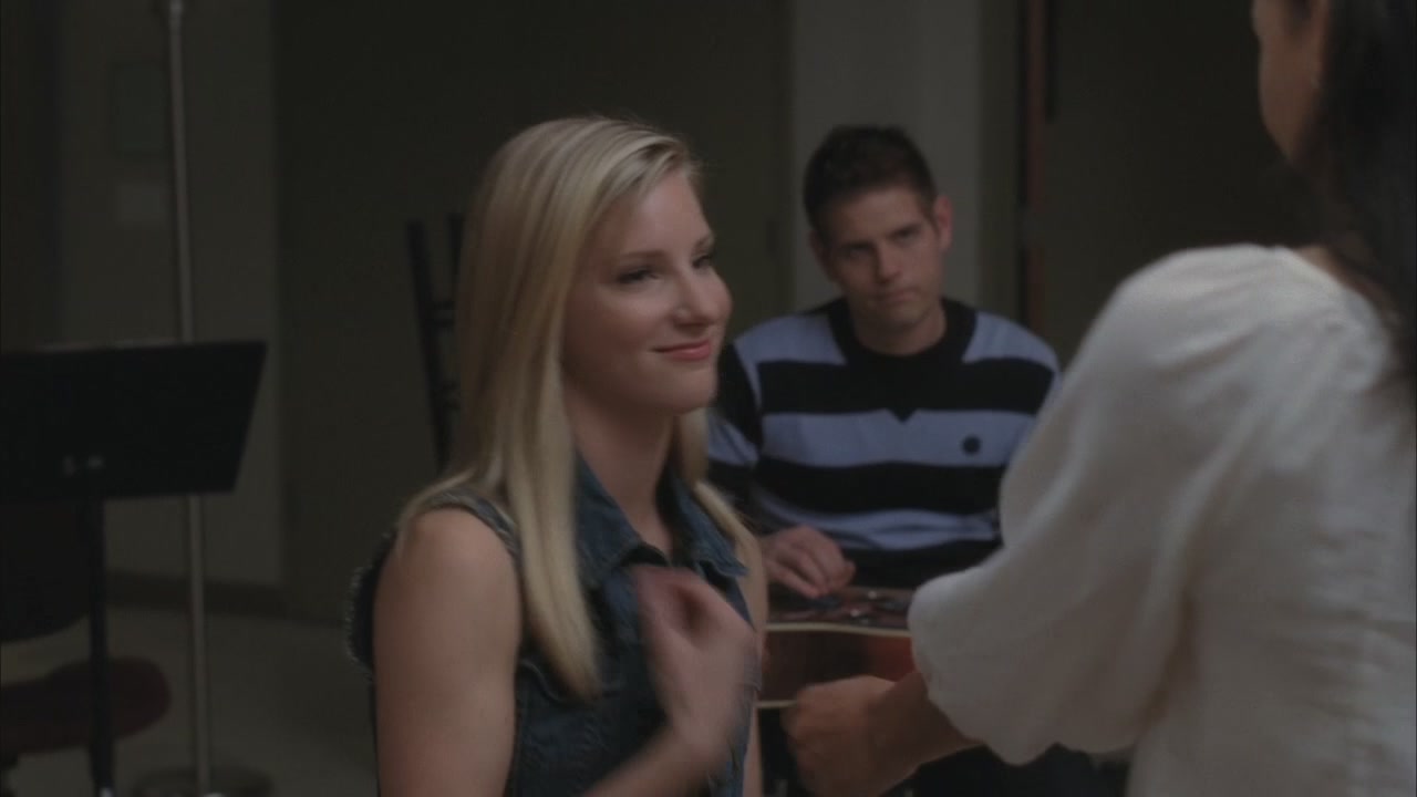 Glee215-0859.jpg