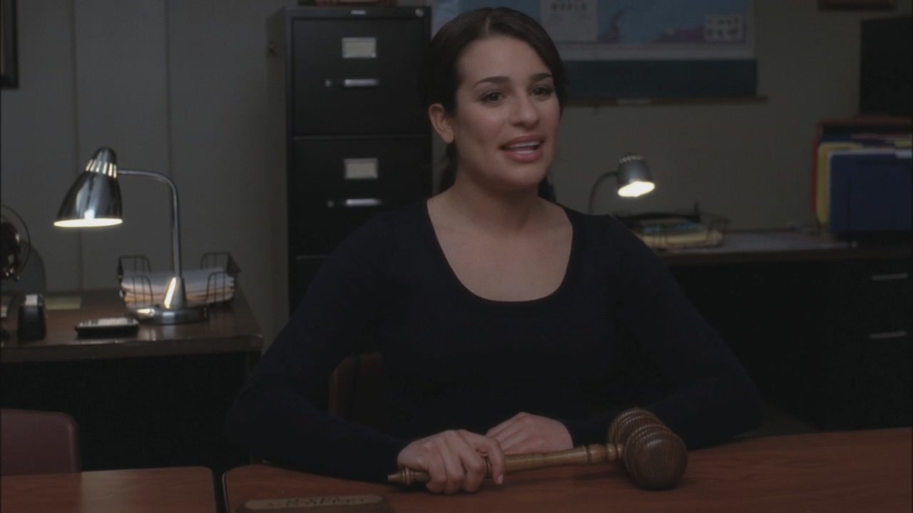 Glee215-1202.jpg