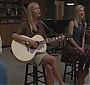 Glee215-0810.jpg