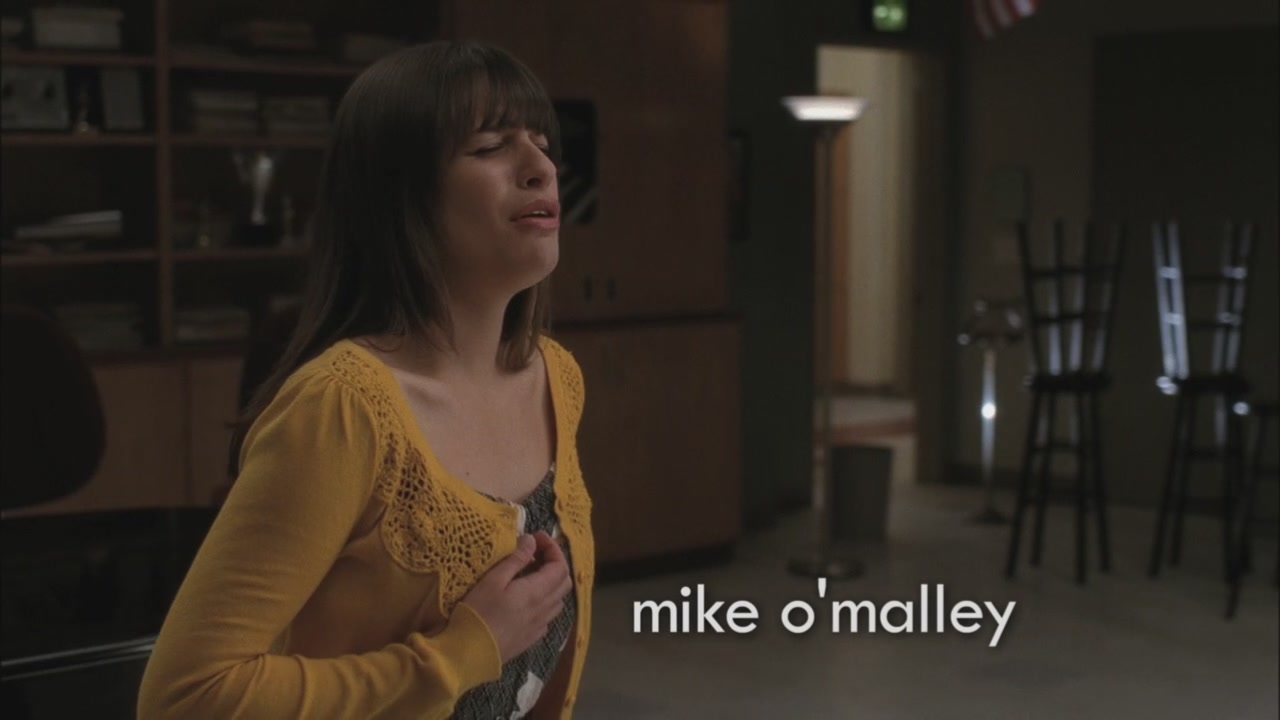 Glee216-0103.jpg