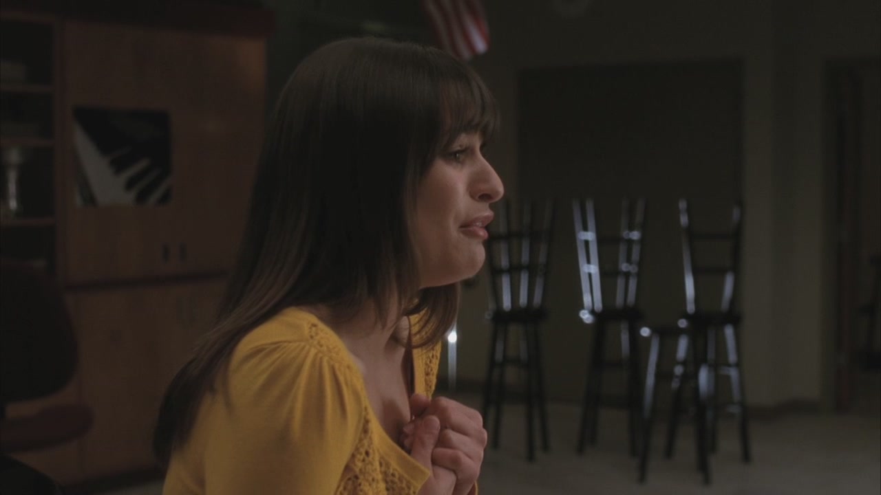 Glee216-0105.jpg