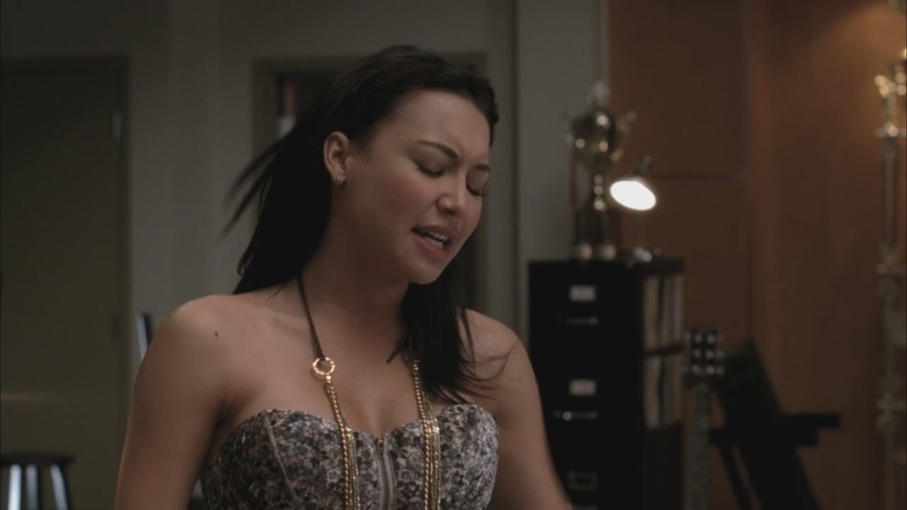 Glee216-0424.jpg