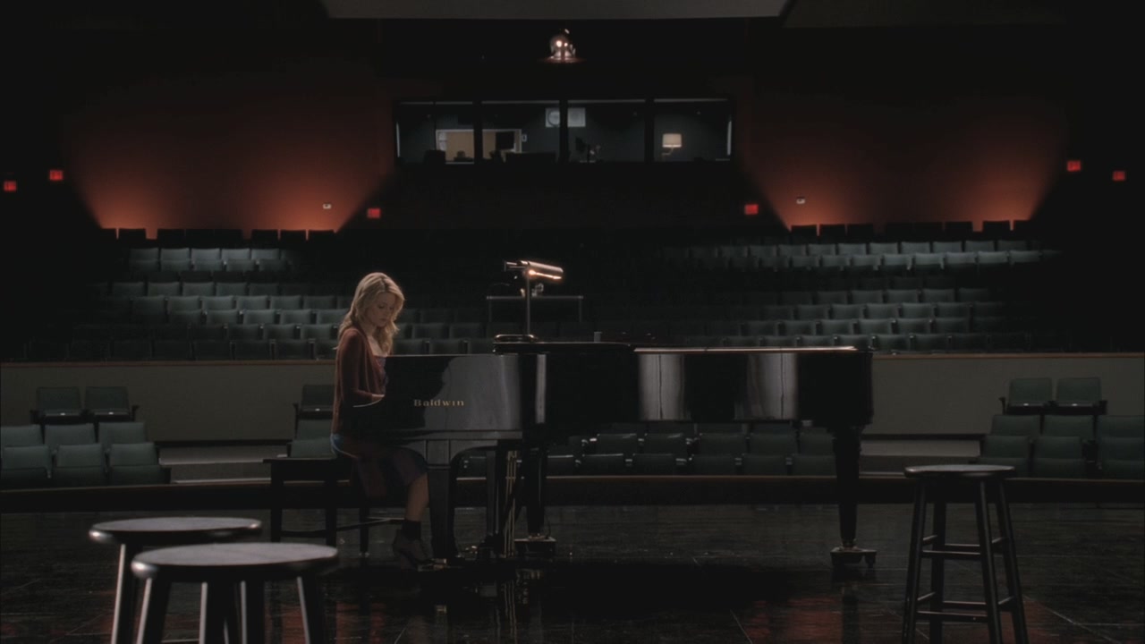Glee216-0660.jpg