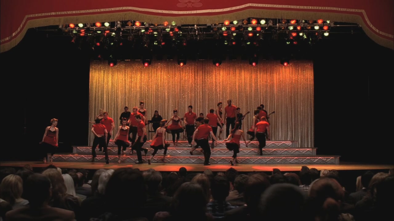 Glee216-0779.jpg