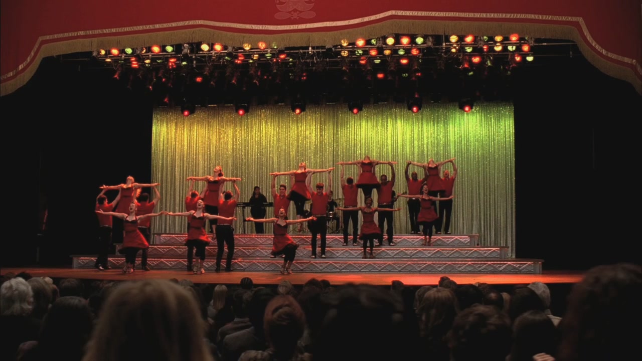 Glee216-0780.jpg