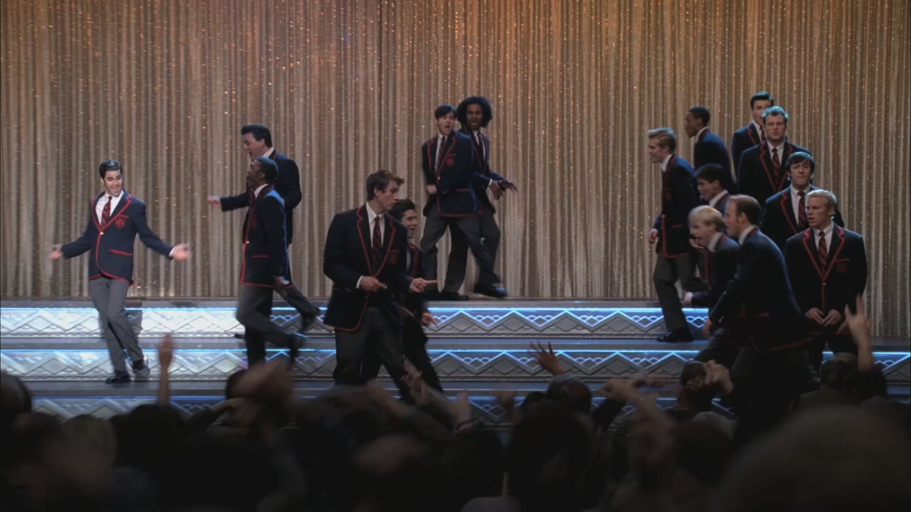 Glee216-0915.jpg