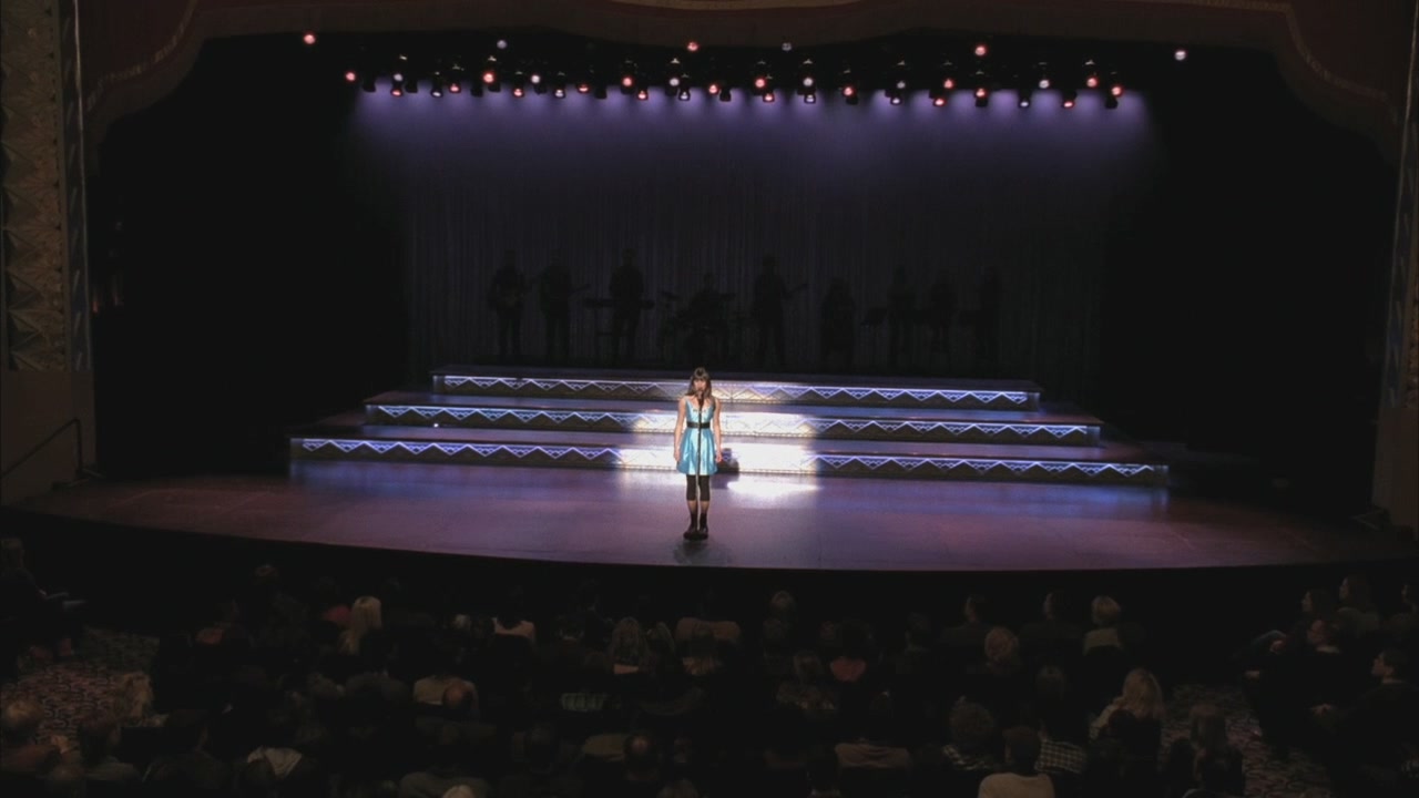 Glee216-0959.jpg
