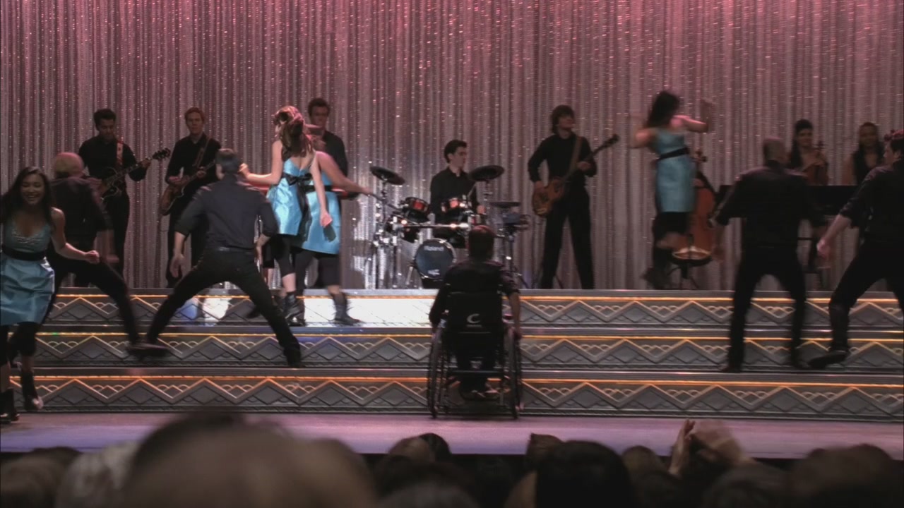 Glee216-1078.jpg