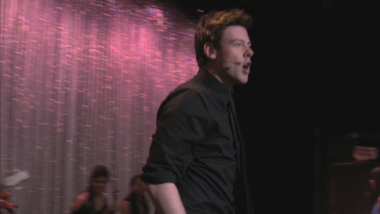 Glee216-1103.jpg
