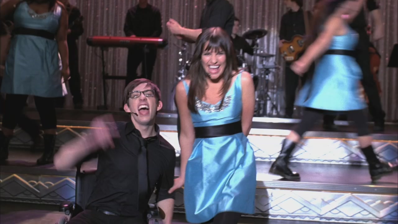 Glee216-1119.jpg