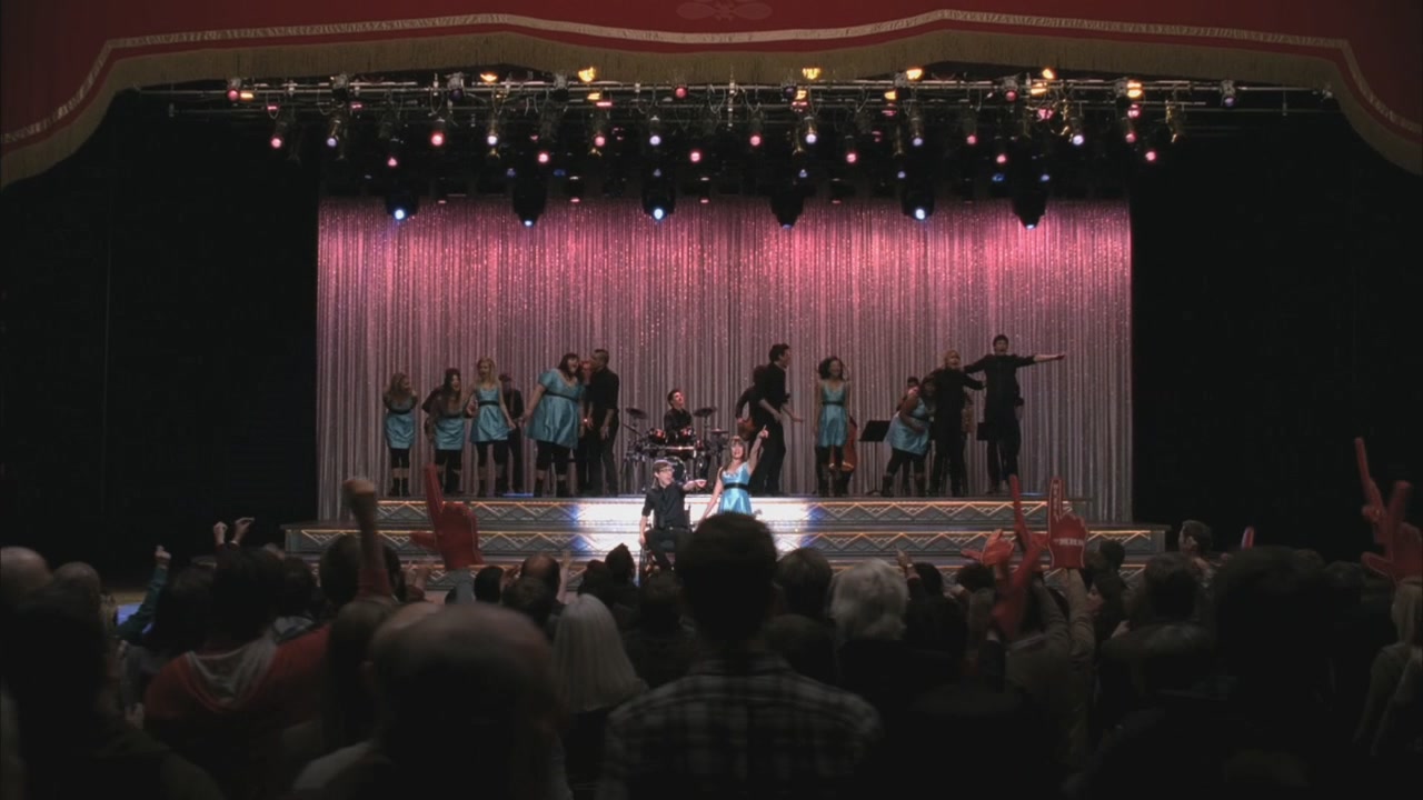 Glee216-1127.jpg