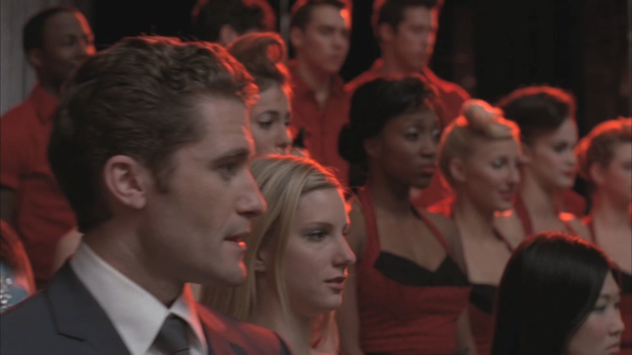 Glee216-1202.jpg