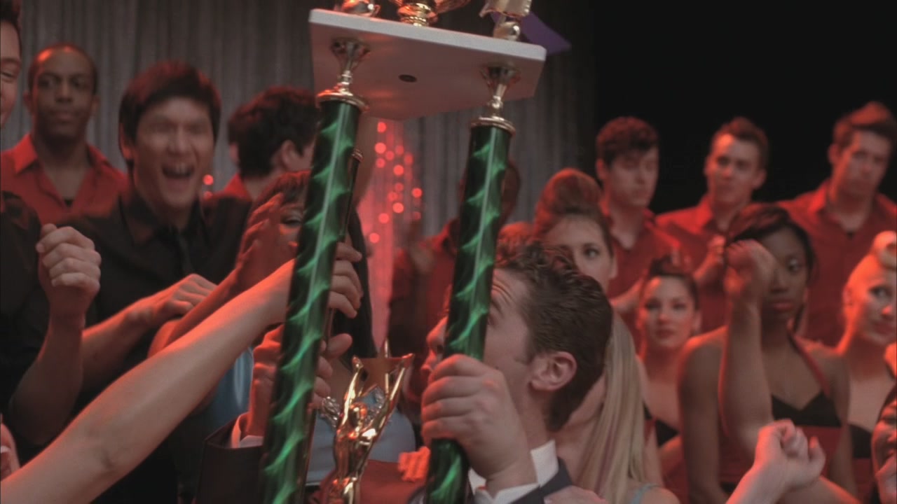 Glee216-1213.jpg