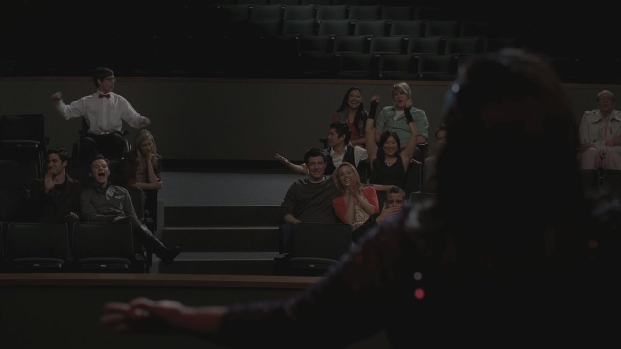 Glee217-1103.jpg