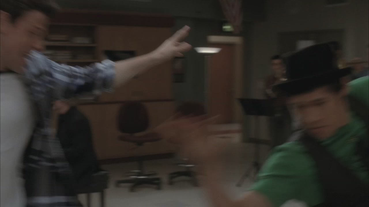 Glee218-0508.jpg
