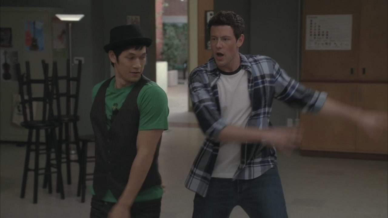 Glee218-0523.jpg