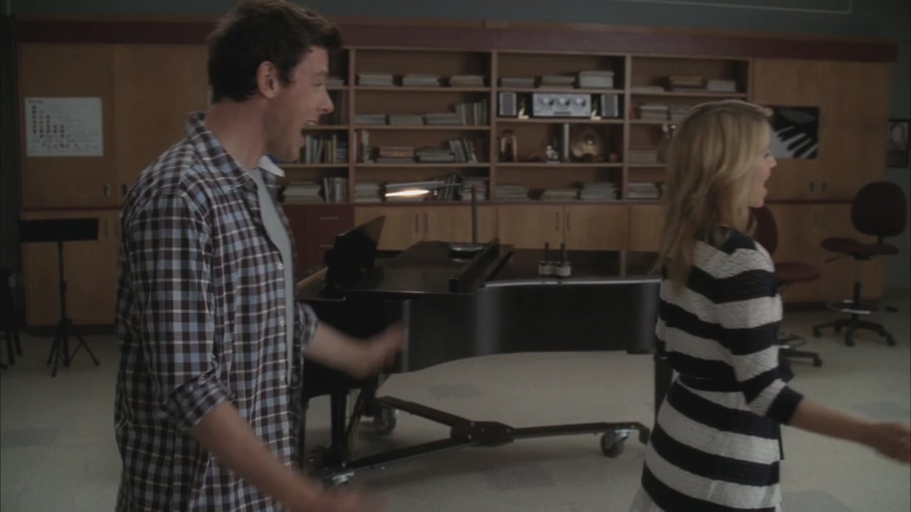 Glee219-0712.jpg