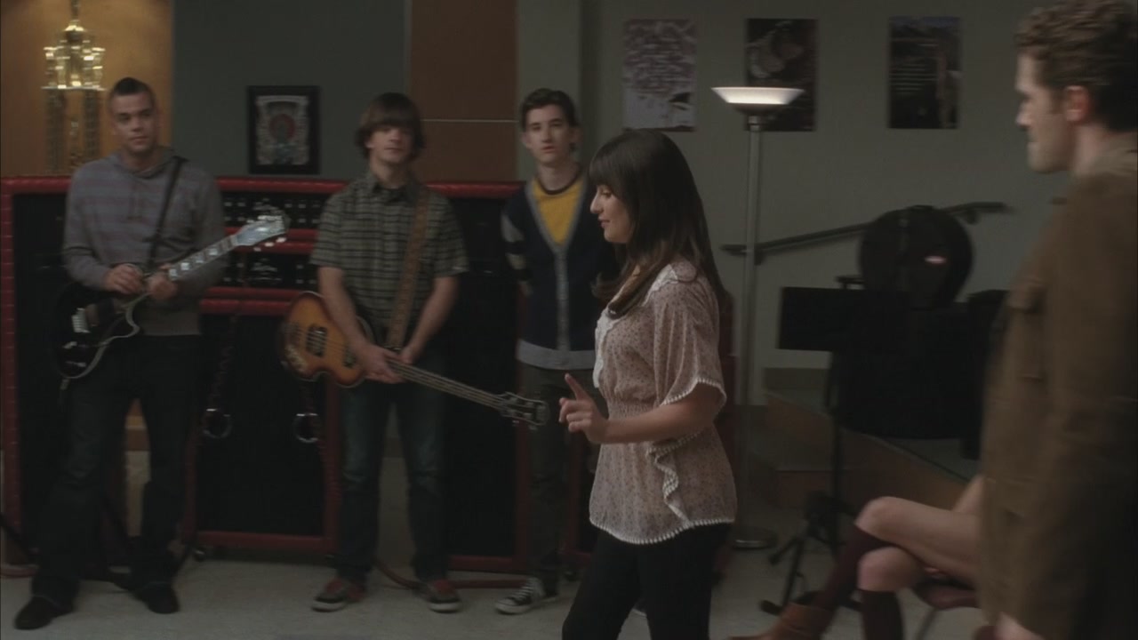 Glee219-0895.jpg