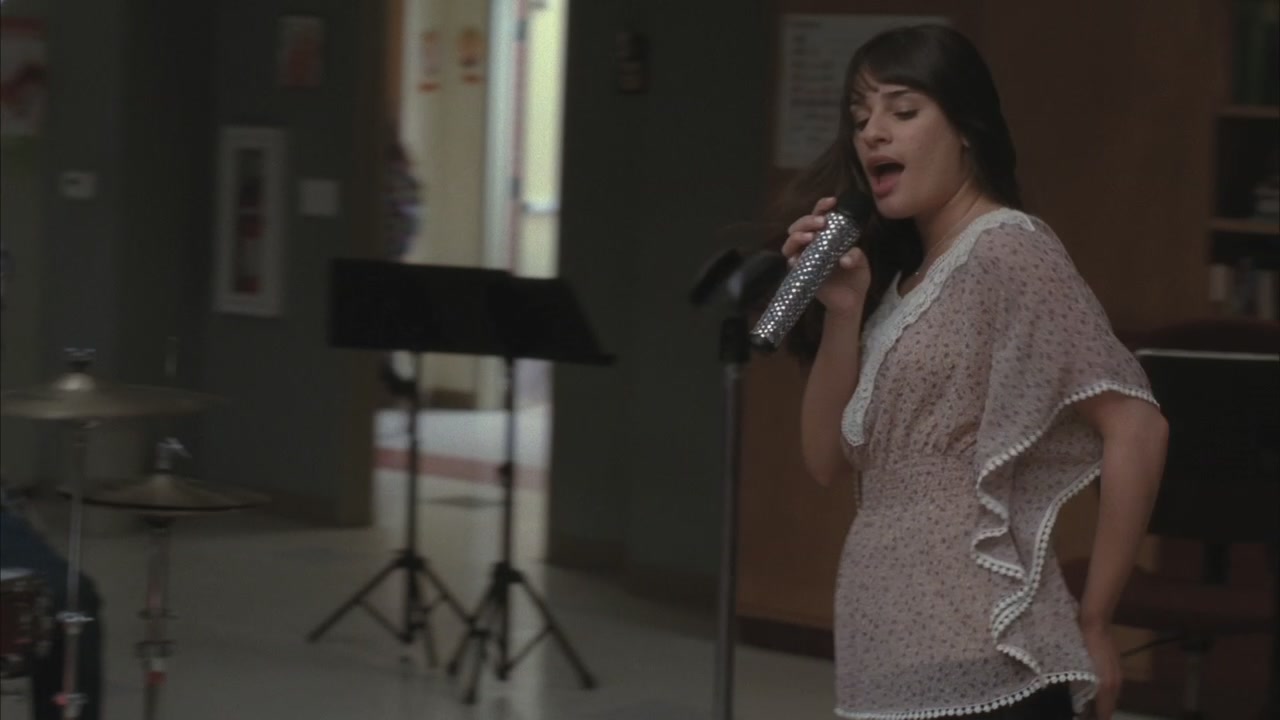 Glee219-0935.jpg