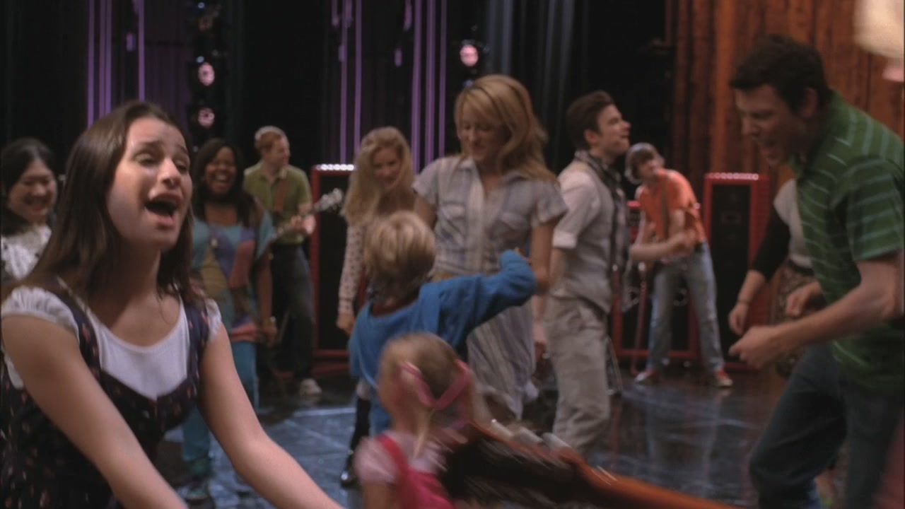 Glee219-1200.jpg