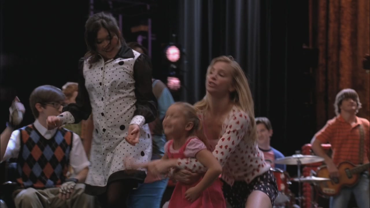 Glee219-1209.jpg