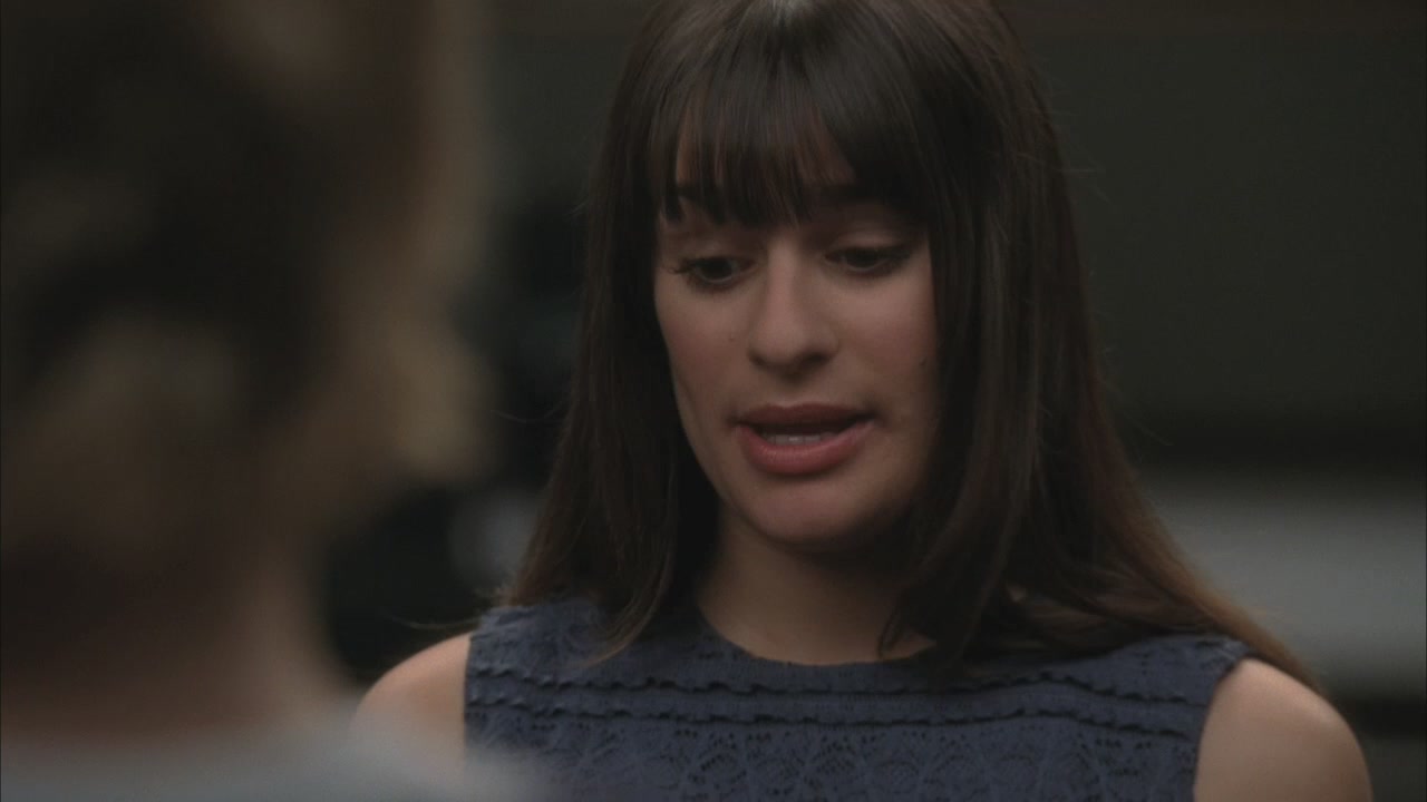 Glee220-0201.jpg