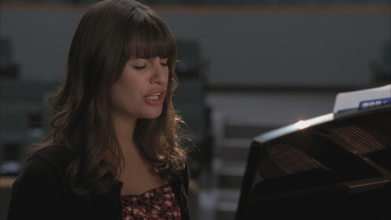 Glee220-0300.jpg
