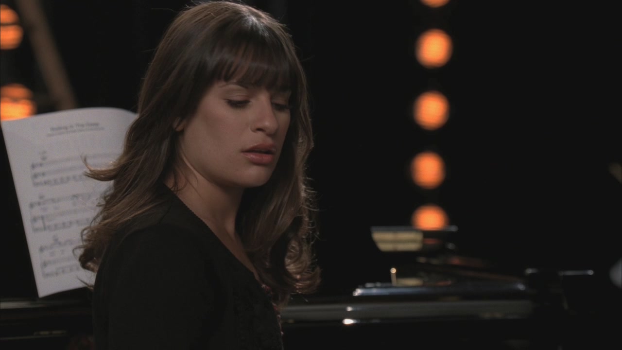 Glee220-0312.jpg