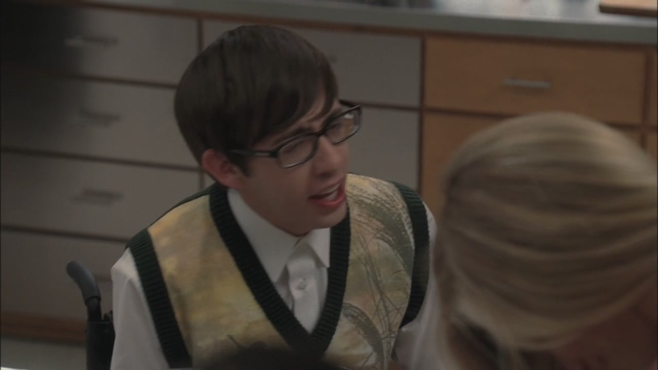 Glee220-0504.jpg