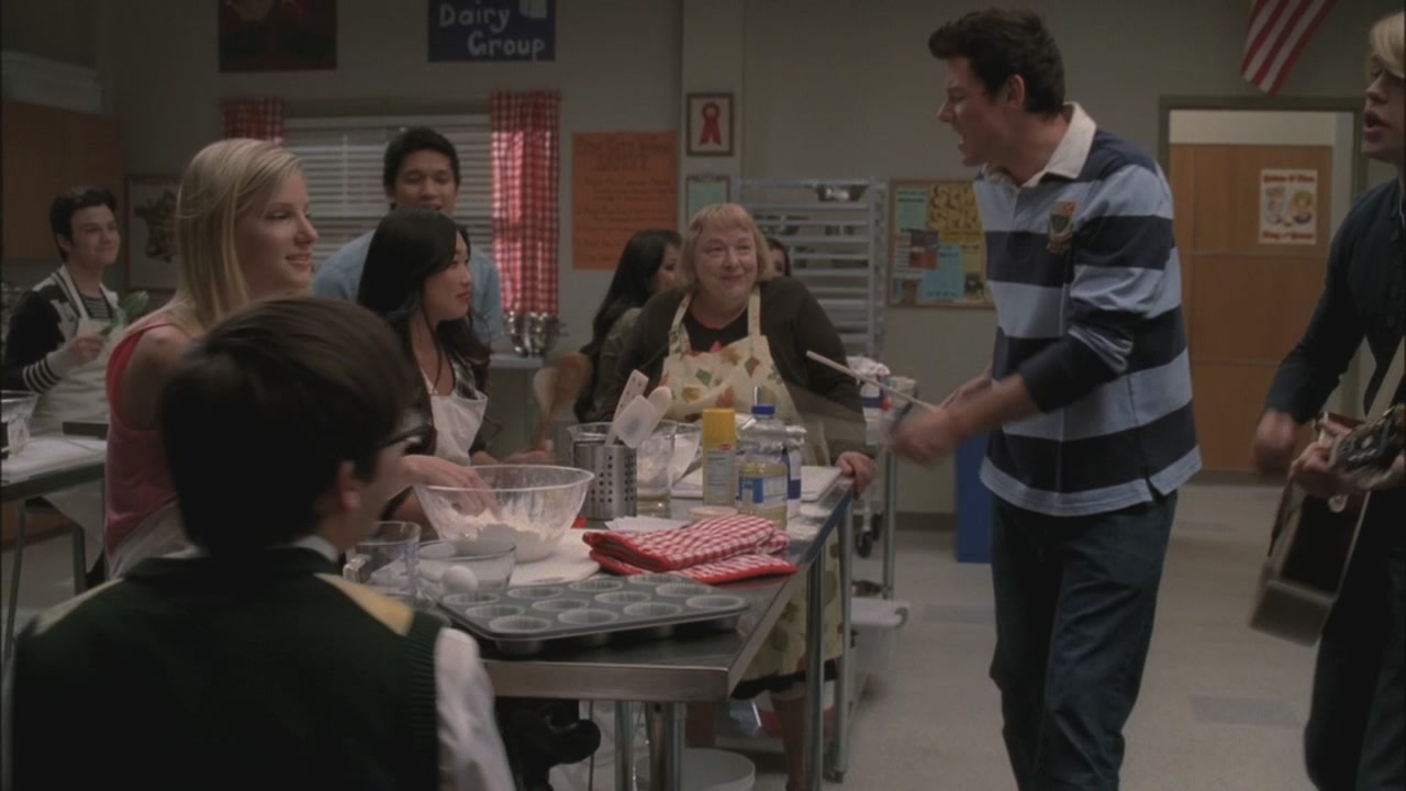 Glee220-0507.jpg
