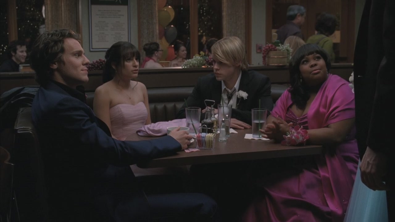 Glee220-0722.jpg
