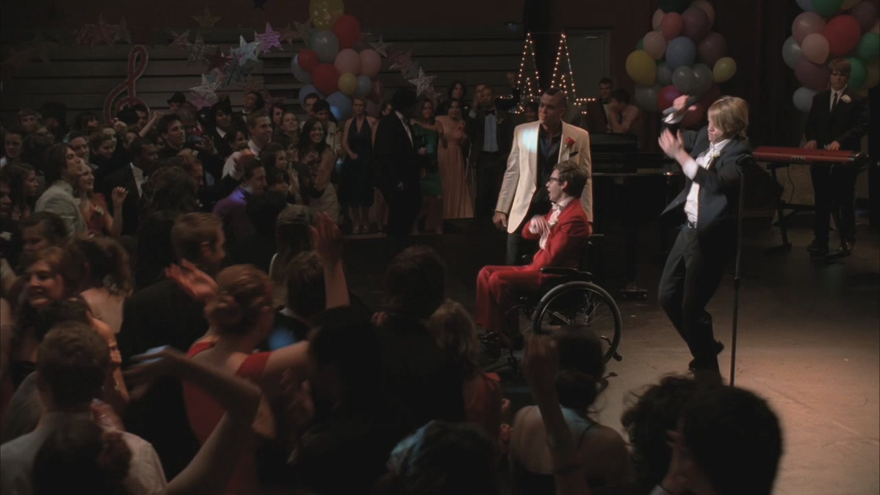 Glee220-0777.jpg