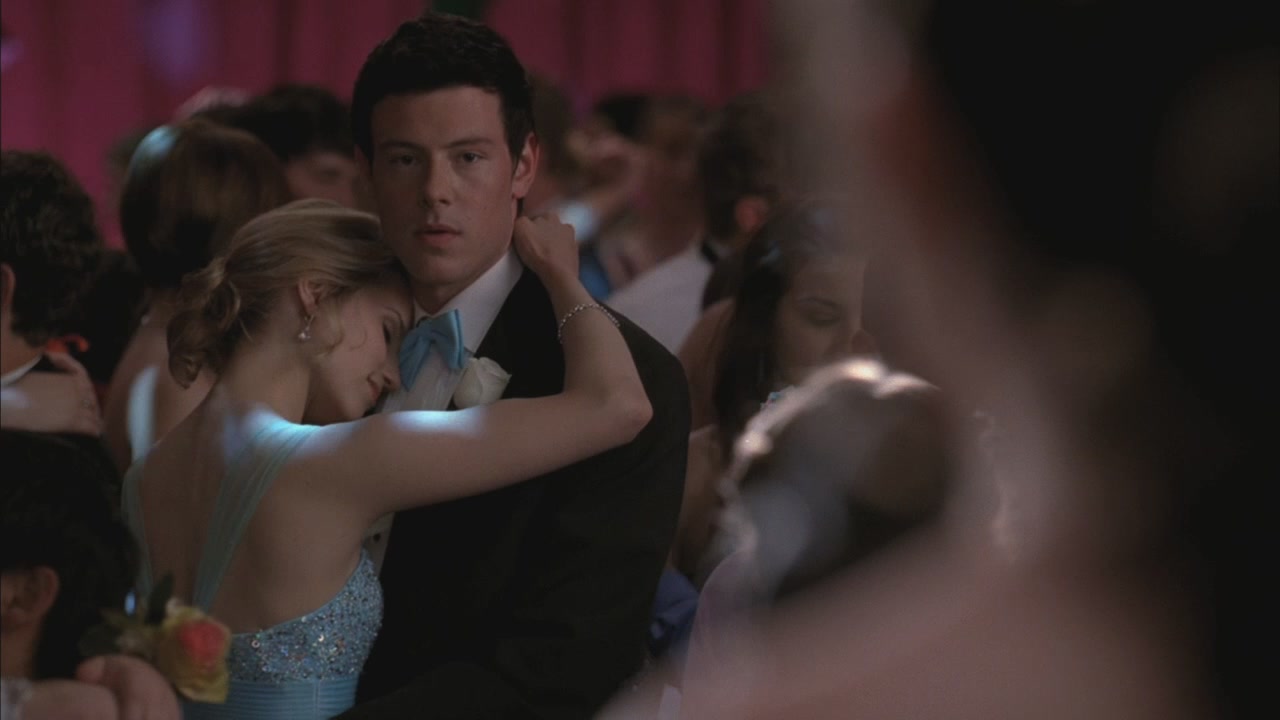 Glee220-0812.jpg