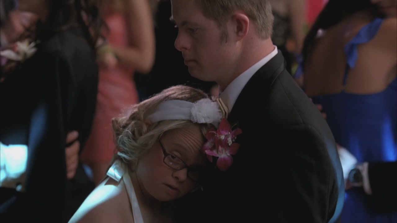 Glee220-0830.jpg
