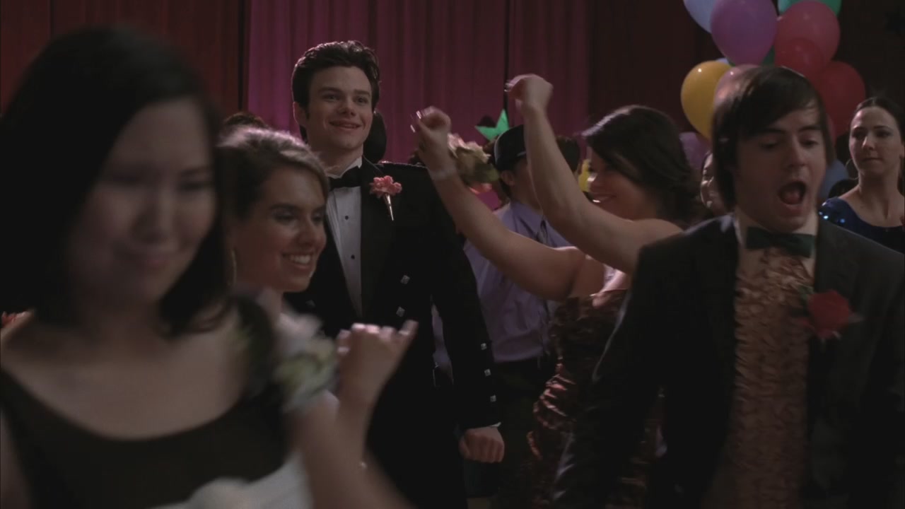 Glee220-0914.jpg
