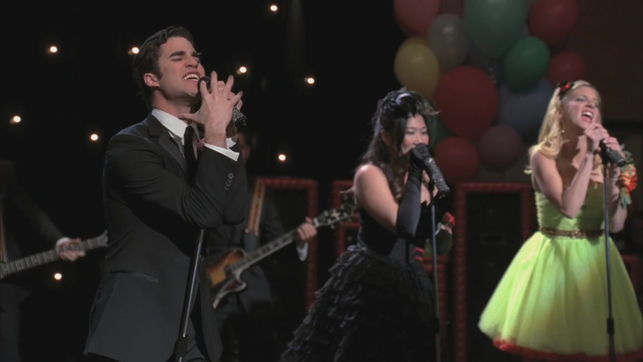 Glee220-0916.jpg
