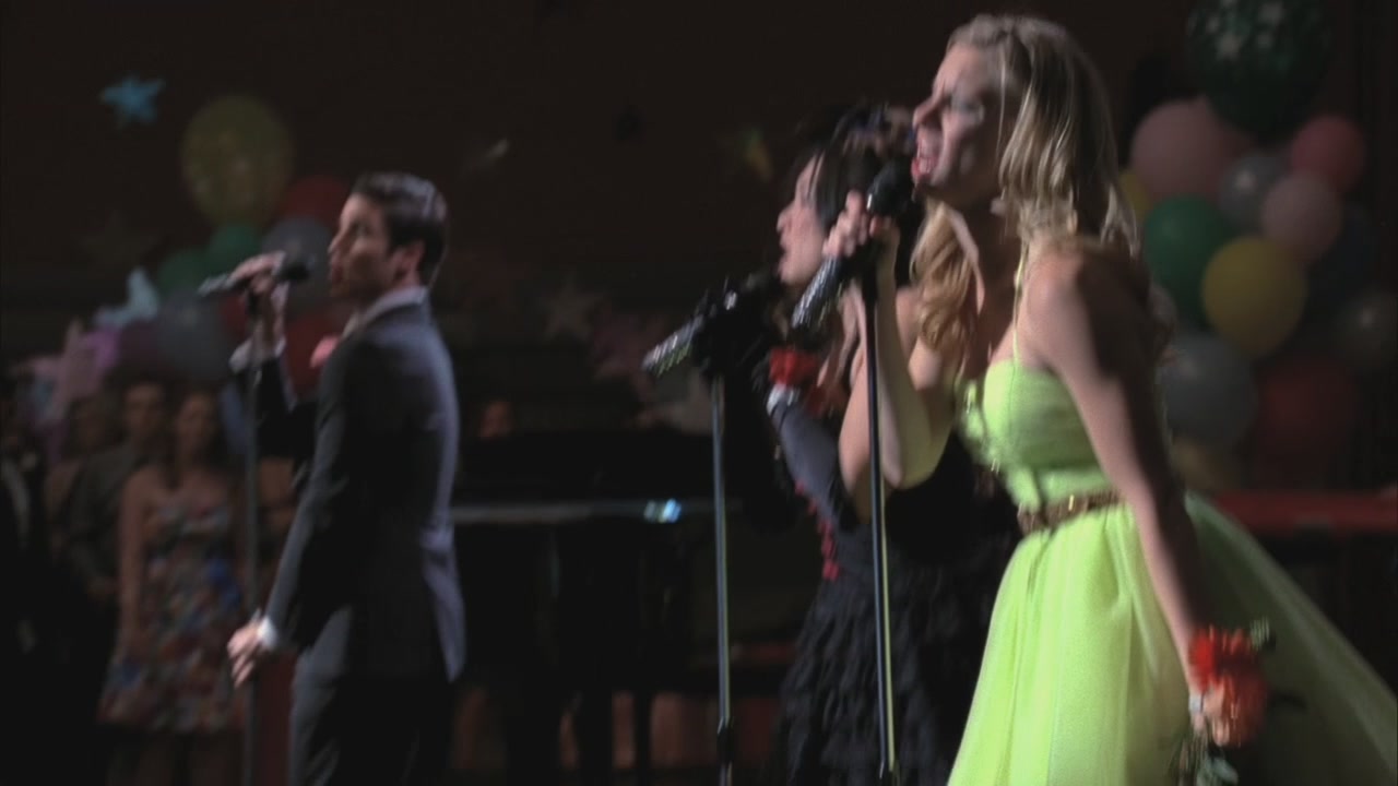 Glee220-0931.jpg